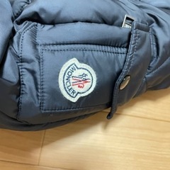 モンクレール　ダウンジャケット　アフトン