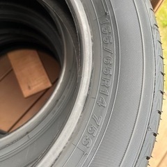 新品の軽のタイヤ４本
