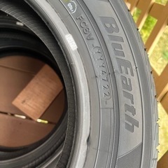 新品の軽のタイヤ４本