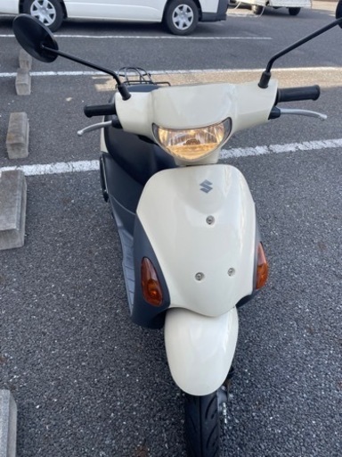 スズキレッツ4乗れますが白煙出ます