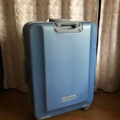 大型スーツケース　（０￥）