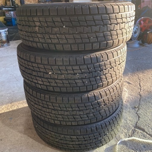225/65R17 グッドイヤー　アイスナビSUV