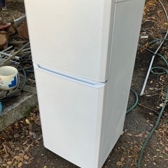 ハイアールの冷蔵庫JR-N121A