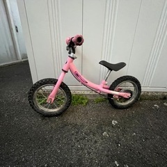 【値下げ】キックバイク　自転車への近道　ヘルメット付