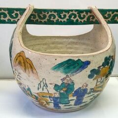 ☆九谷焼　陶器　鉢　サイズ：高さ約23ｃｍ・　巾(持ち手)約29...
