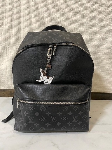 ヴィトンバックパックキーホルダー付き