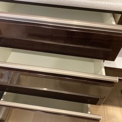 年末お値下げ！美品。食器棚 アルミナ