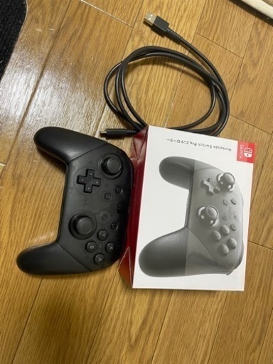 Switchプロコン純正（商談中）
