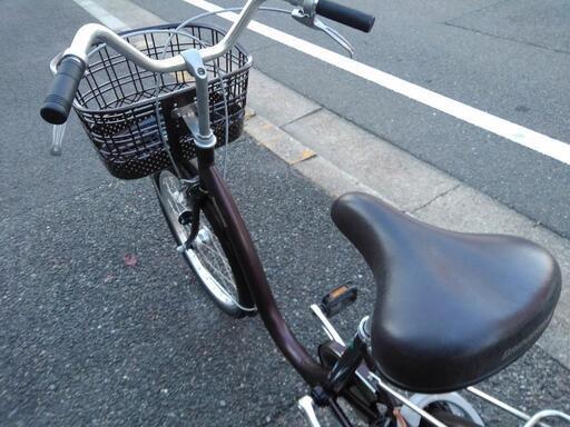 自転車２３２９ ブリヂストン アルミーユ AUS20T ２０インチ ギヤなし LEDオートライト キッキーと音がならない後輪ブレーキ n錆びにくい部品：前かご・ドロヨケ・ハンドル・フレーム・前ブレーキ・クランク・リム・スポーク・リアキャリア・スタンド・かご足・泥よけ足