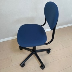 ニトリ　学習椅子　ブルー