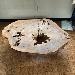 （受け渡し者決定）木製テーブル
