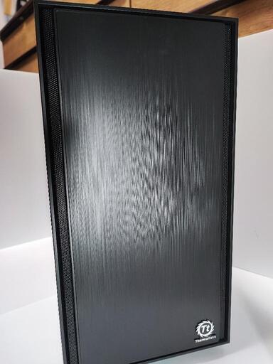 最終値下げ　高性能ゲーミングPC　今日から始めるセット（本体+モニタ＋マウス+キーボード）①