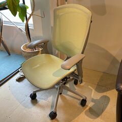 宇都宮でオシャレな家具を探すなら『オトワリバース！』okamura オカムラ Contessa ワークチェア 椅子 デスクチェア グリーン 中古品