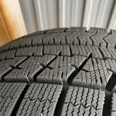 215/65/16 中古アルミホイール付きスタッドレスタイヤ