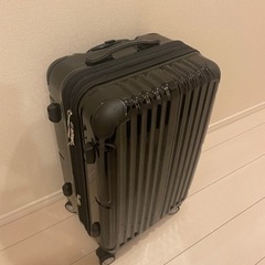 スーツケース（機内持ち込みサイズ）