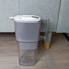 ブリタの容器（カートリッジなし）