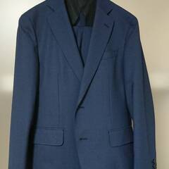 新品スーツ(160-170cm) 定価より約60%引き 誤って購入のため…