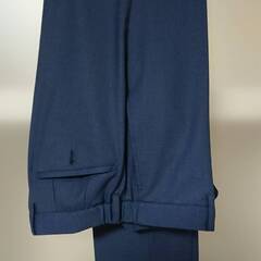 新品スーツ(160-170cm) 定価より約60%引き 誤って購入のため…