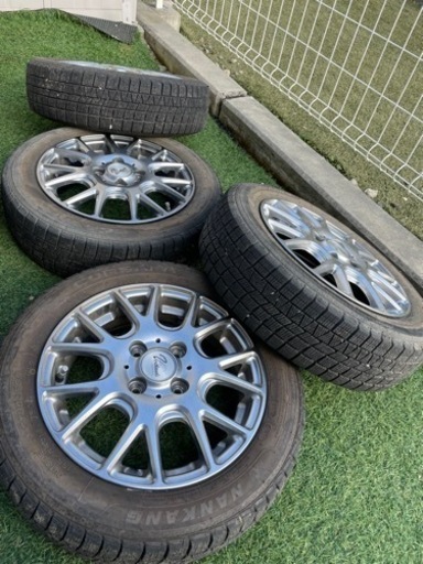 スタッドレス155/65R14あっても使用しないので値引きします