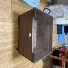 木製のボックス