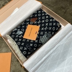 LOUIS VUITTON ルイ・ヴィトン 黒色 大判 ストール・エトール