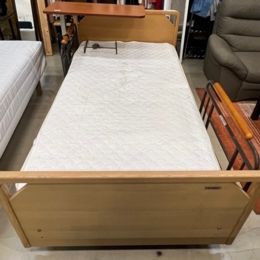 グランツ 電動ベッド シングルベッド テーブル付き 介護用におすすめ