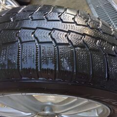中古スタッドレスタイヤ　アルミホイール装着4本組