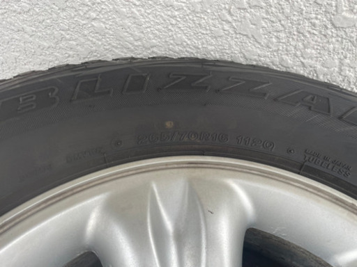 ハイラックスサーフ　スタッドレス