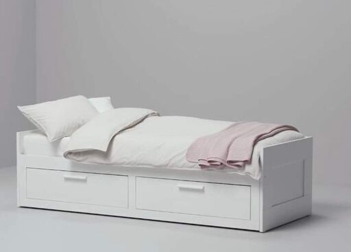 値下げしました3万円＝＞１万５千円　IKEA収納付きシングルベッド　ダブルベッドとして使用可　マットレス2枚（＋マトレスカバー2枚）、枕２個をプレゼント　元価額6万円