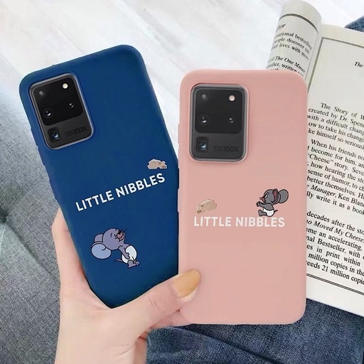 iPhoneケース 在庫買取　8000個程