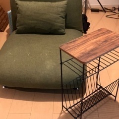 ソファー＋サイドテーブルのセット！