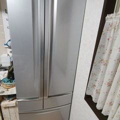 大型冷凍冷蔵庫   511L  2011年製  まだ充分使えます。