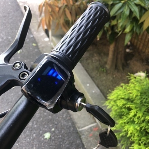 新品　キーレス防犯タイヤロック　めちゃ速　リミッターカット　フル電動自転車　アクセル付　ひねちゃ　モペット