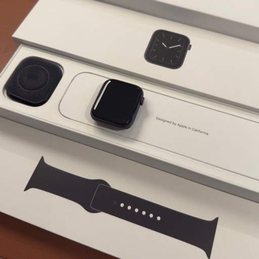 【美品】Apple Watch series5 44mm アルミニウム　GPSモデル