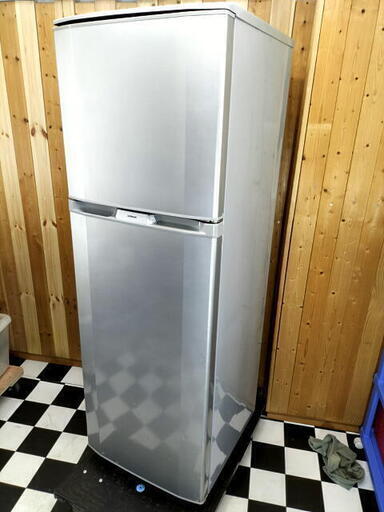 日立　230L　2ドア　冷凍冷蔵庫　R-23WA