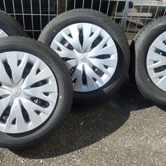 トヨタ純正タイヤ・ホイール４本セット！