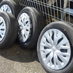トヨタ純正タイヤ・ホイール４本セット！
