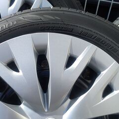 トヨタ純正タイヤ・ホイール４本セット！