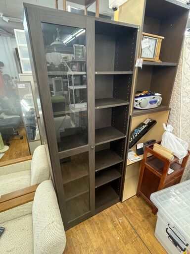 リサイクルショップどりーむ鹿大前店　No３２８３　棚　本棚　大型　こち亀も全巻いけます！　オシャレな片側扉♪