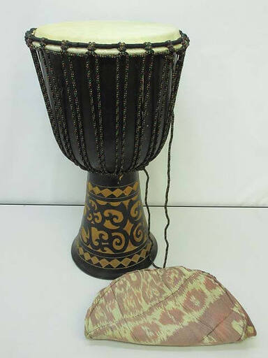 ss4385　民族楽器　ジャンベ　高さ60cm　大人用　木製　彫刻　黒　打楽器　アフリカン　太鼓　ドラム　楽器　インテリア