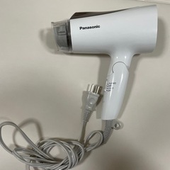 Panasonicドライヤー EH-NE4A