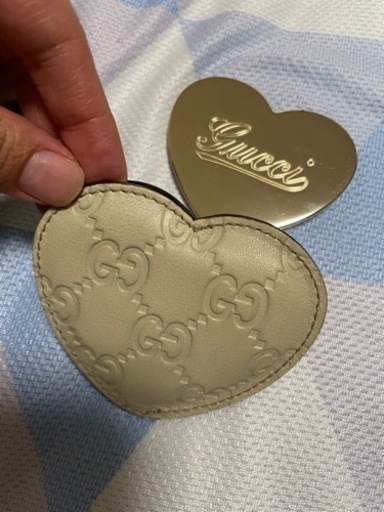 GUCCI グッチ 携帯用ミラー ハートモチーフ コンパクトミラー