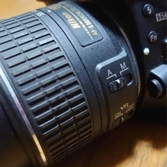 ニコン　一眼レフカメラ　D5200 18-55 VR レンズキット ブラック
