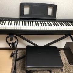 【売約済み】電子ピアノ ローランド製 FP-10-BK フルセッ...