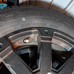 スタッドレスタイヤセット　215/65/R16 