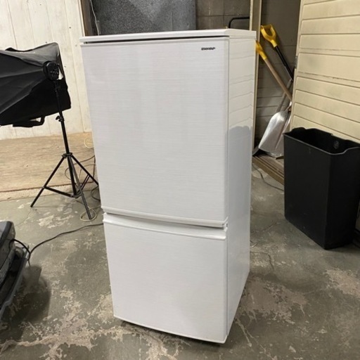 A取り置きIS SHARP ノンフロン 冷凍冷蔵庫 SJ-D14D-W つけかえどっちもドア ホワイト 冷蔵庫 シャープ 菊倉TK