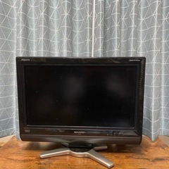 テレビ　aquos 20型