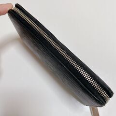 LUIS VUITTON ルイヴィトン エピ 黒 長財布 ラウンドファスナー　プレゼント