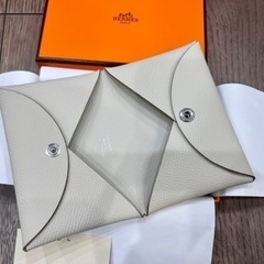 【未使用】エルメス カルヴィ（カードケース）クレ