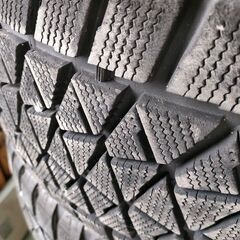 BRIDESTONE ブリザック DM-V2 285/50R20 2016年製 スタッドレスタイヤ レクサスLX ランドクルーザー200などに 中古4本セット